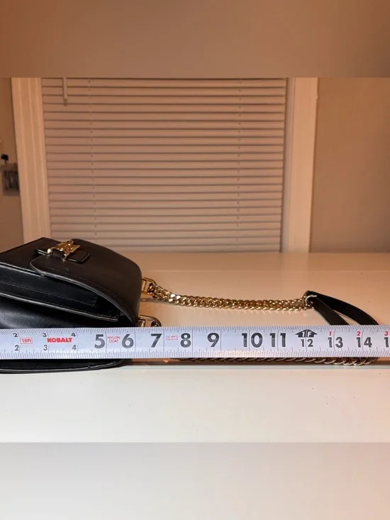 Michael Kors Heather Large Leather Shoulder Bag - Picture 8 of 9